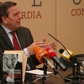 Gerhard Schröder - Entscheidungen (20061211 0034)